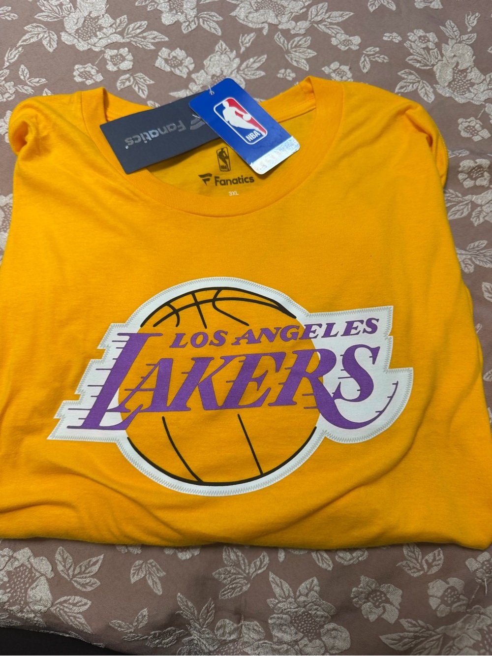 Fanatics Yellow Los Angeles Lakers Logo Short Sleeve Tee